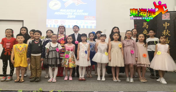 21名小歌手成功通过选拔赛,进入“2019中秋嘉年华”小学组歌唱决赛。