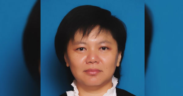 黄燕玲:这是该校首次以网络方式,举办填色及征文比赛。