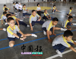 育英獅團  舞出名氣
