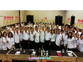 叶计平呼吁人民  共同监督新政府