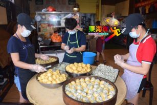 文冬广西酿豆腐卜《大大粒》   受到游客及市民欢迎 （有视频）
