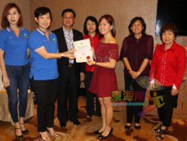 方天兴吁政府助办活动 续拨款妇女女青团