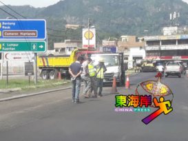 铺路工程遇放学时间   文冬吉打里大塞车  （有视频）
