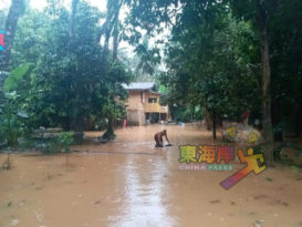 连续豪雨河水泛滥 登州多区淹水