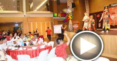 金英坛晚宴上演《八家将》   出席者观赏高水准演出