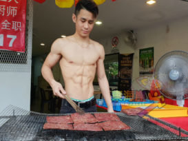 “小鲜肉”一脱而红 外州预订纷纷来