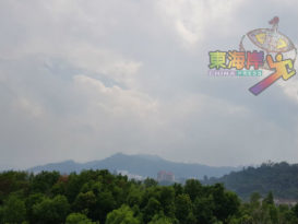 关丹早上烟霾笼罩 “及时雨”“冲淡”焦味