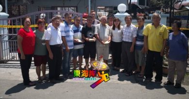 一方有难  八方來暖  官方及小市民援助受灾户渡过难关。