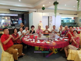 东海岸肖蛇联谊会 “猪年亨通一路发发”新春歌曲 16日晚成人点名儿童新春歌曲比赛 欢迎爱歌者听歌打气