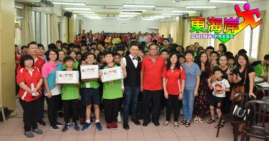 何启文：提防临场失常 课堂表现 不能当标准
