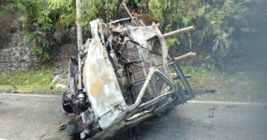 罗厘拖格相撞司机烧死  家属领出吴汉光遗体（有视频）