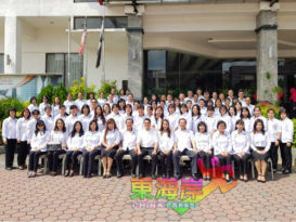 吴英莱：遵照指示履行职责 校长需了解教育政策