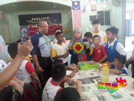 SWCORP入校推广环保  教小学生垃圾分类