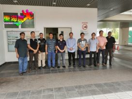副总警长发现可疑废料 “勿接触 速投报”（有视频）