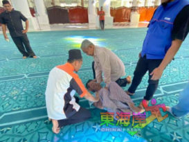失常中年闹清真寺 民众不安联合制伏