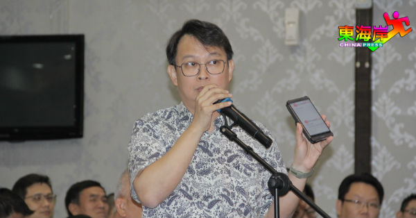 陈祥耀提出要求理事会检讨处理会务效率，包括更新中总网站资讯。