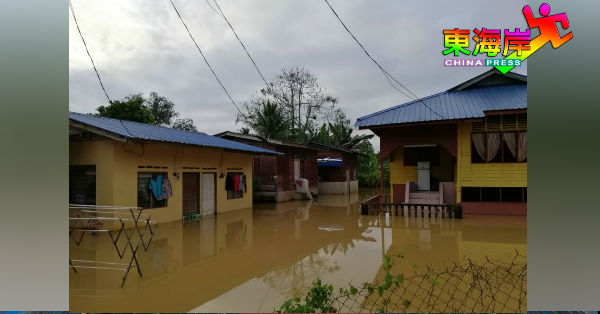 淡马鲁因灾情继续恶化，至周四（19日）受灾人数仍不断增加。（图取自社交网）