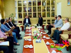 彭马华访大臣会谈 要求宽容处理民生问题