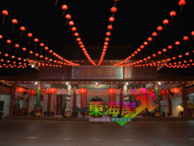 关丹天后宫  布年景迎新年  增许愿锁  求爱求财求健康求学问