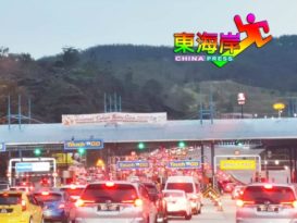 年初二返隆车多  加叻大道大堵塞