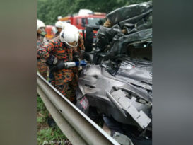休旅车罗厘相撞 车毁一亡