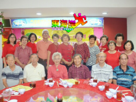 文冬县少林气功内劲一指禅学会  初选新届理事无竞争