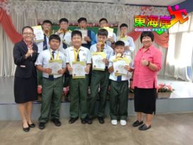 文冬县学联排球赛 地里望中学男女队报捷