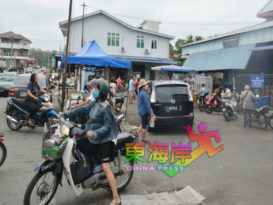 行动管制令首日  劳勿新村热 市区静