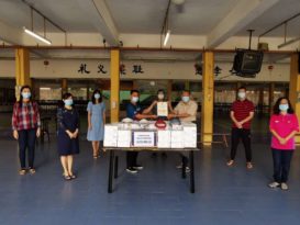 文德甲中华小学一、二校 复课前做好防疫措施