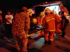 遭爆胎罗厘失控猛撞致命  无牌少年乘摩哆踏上不归路