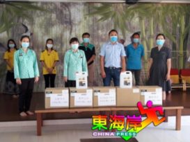 Hardex Corporation赠消毒液  甘马挽4华小受惠