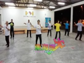 黄氏太极劳勿分会首次恢复太极练习