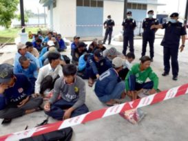 海事執法局執法行動  扣2船逮27非法漁民