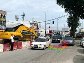 关丹建中央排污系统工程 米昔拉往市区  大塞车