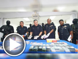 登警大破毒品销售站    起91万毒品 捕6人包括1女童 （有视频）