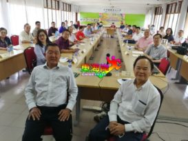 陈大锦：根据学校状况发放　　政府应完善拨款机制