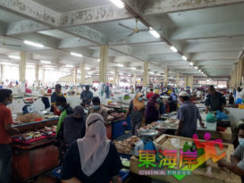 【关丹大巴刹】未保持距离．人流量极高     关丹大巴刹     防疫不及格