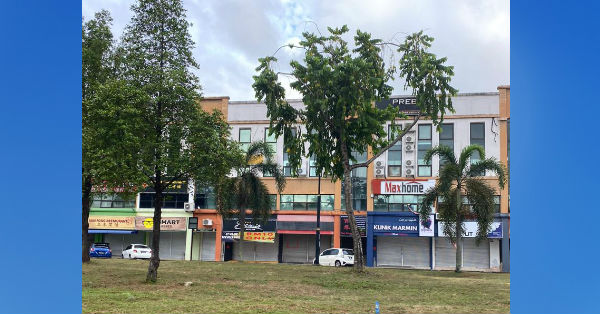 关丹市议会即日起出动巡视及取缔未挂国旗商店。