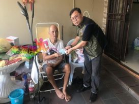 哥市世纪狮子会移交1700  助中风音乐键盘老师