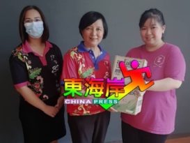 哥打峇鲁培植校友 赠丹数华小洗手液
