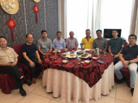 郑真明：别干等政府救援   商家应改变经营模式