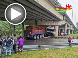 拖格雨中撞桥柱  司机惨死现场！