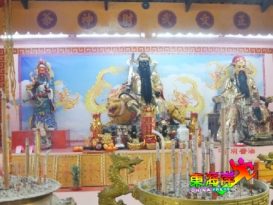 招财财神庙设有兴都庙西藏喇嘛庙   展现多元化