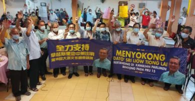 文冬42团体展开签名运动力挺廖中莱 再战文冬