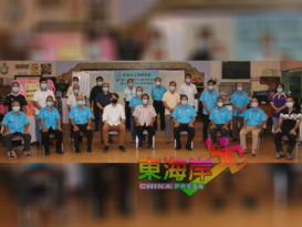 而连突工商俱乐部改选  黄叠山蝉联主席职