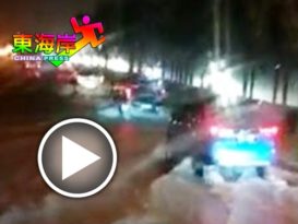 道路淹水  引发堵塞