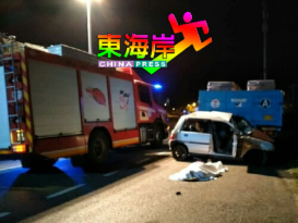 凌晨失控撞路边拖格  印裔青年命丧当场