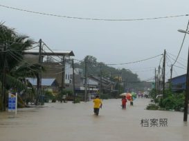 下午更新：彭州1.2万人有家归不得 滞留疏散中心