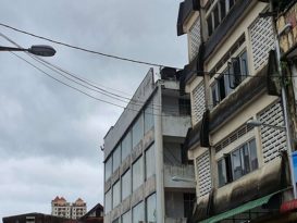 波格槟榔巴刹  市议会换 LED 路灯
