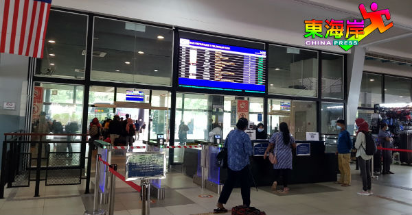 关丹长途巴士总站热门长巴路线以吉隆坡及北上的吉兰丹、登嘉楼为主。